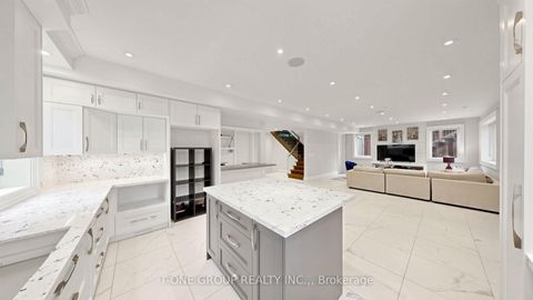 Photo 38 at 43 Rockport Crescent, Crosby, Richmond Hill