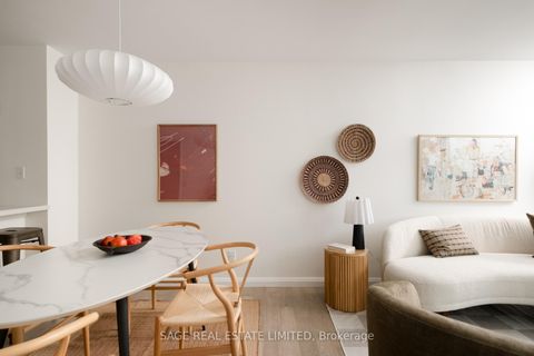 Photo 2 at 2109 - 750 Bay Street, Bay Street Corridor, Toronto
