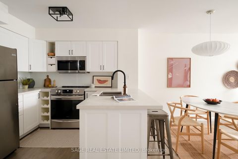 Photo 14 at 2109 - 750 Bay Street, Bay Street Corridor, Toronto