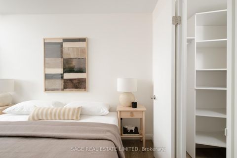 Photo 21 at 2109 - 750 Bay Street, Bay Street Corridor, Toronto