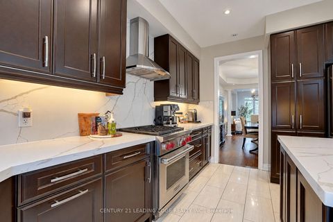 Photo 13 at 18 Pheasant Drive, Oak Ridges, Richmond Hill