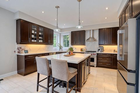 Photo 14 at 18 Pheasant Drive, Oak Ridges, Richmond Hill