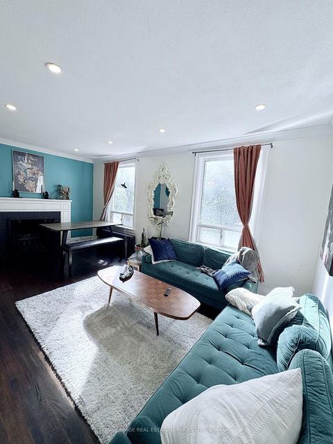 Photo 11 at 761 Kingston Road, The Beaches, Toronto
