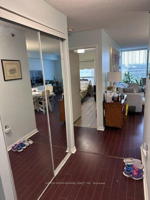 Photo 3 at 809 - 2 Neptune Drive, Lawrence, Toronto