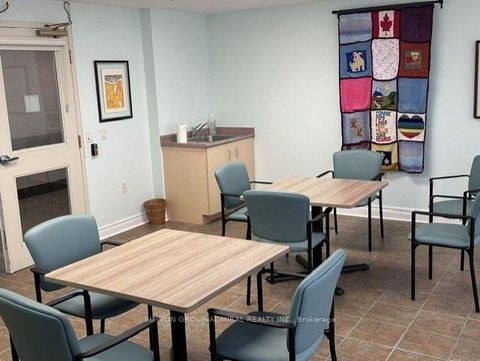 Photo 12 at 809 - 2 Neptune Drive, Lawrence, Toronto
