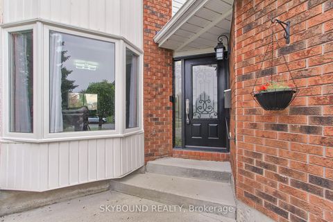 Photo 3 at 313 Hickling Trail, Grove East, Barrie