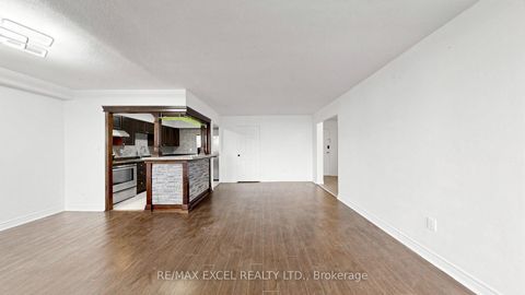 Photo 9 at 1808 - 10 Edgecliff Golfway, Flemingdon Park, Toronto
