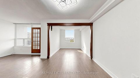 Photo 16 at 1808 - 10 Edgecliff Golfway, Flemingdon Park, Toronto