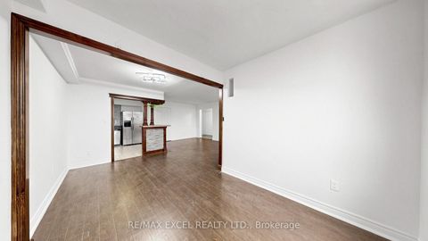 Photo 19 at 1808 - 10 Edgecliff Golfway, Flemingdon Park, Toronto