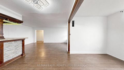 Photo 20 at 1808 - 10 Edgecliff Golfway, Flemingdon Park, Toronto