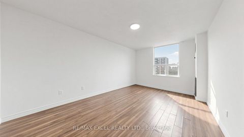 Photo 23 at 1808 - 10 Edgecliff Golfway, Flemingdon Park, Toronto