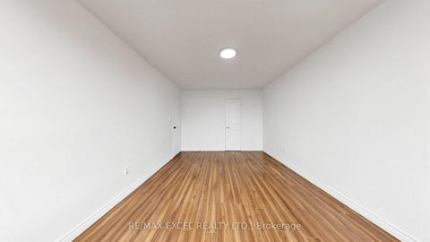 Photo 24 at 1808 - 10 Edgecliff Golfway, Flemingdon Park, Toronto