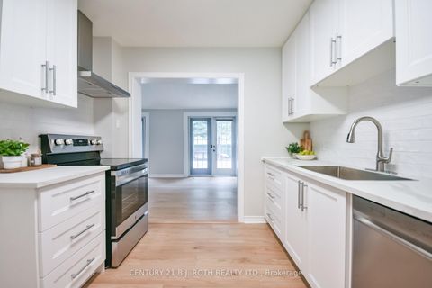 Photo 9 at 77 Pepler Place, Sunnidale, Barrie