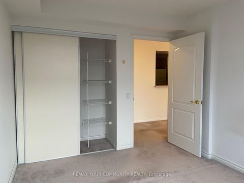 Photo 7 at 515 - 3088 Kennedy Road, Steeles, Toronto