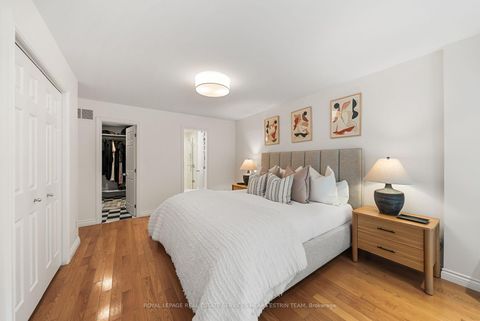 Photo 12 at 515 Soudan Avenue, Mount Pleasant East, Toronto