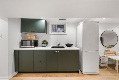 Photo 19 at 515 Soudan Avenue, Mount Pleasant East, Toronto