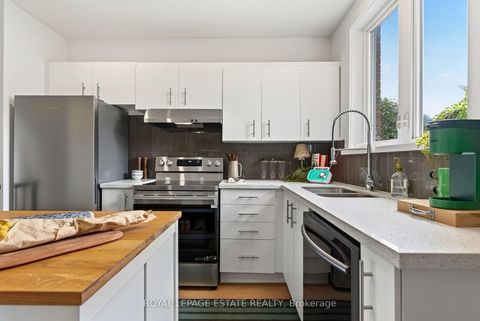 Photo 15 at 38 Brightside Drive, West Hill, Toronto