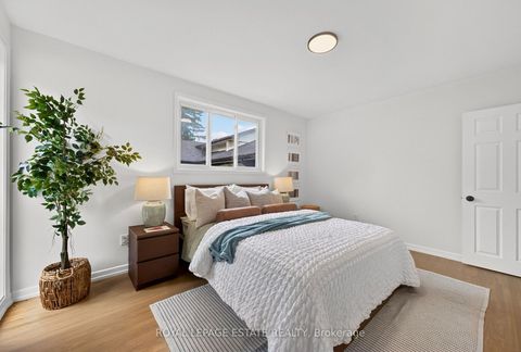 Photo 19 at 38 Brightside Drive, West Hill, Toronto