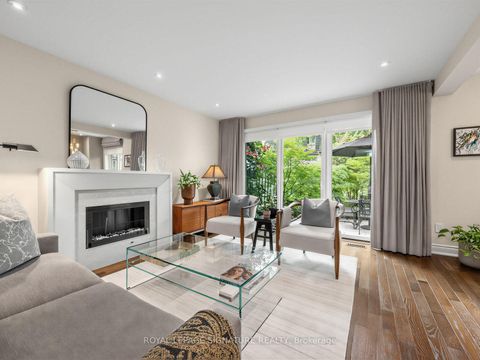 Photo 4 at 31 Anvil Millway, Windfields, Toronto
