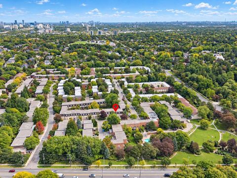 Photo 34 at 31 Anvil Millway, Windfields, Toronto
