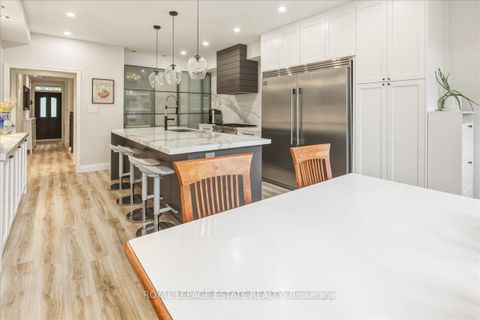 Photo 10 at 145 Boardwalk Drive, The Beaches, Toronto