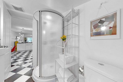 Photo 14 at 274 Wallace Avenue, Junction, Toronto