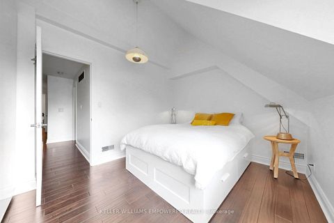 Photo 18 at 274 Wallace Avenue, Junction, Toronto