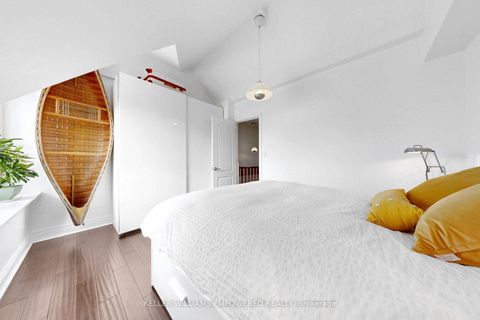 Photo 19 at 274 Wallace Avenue, Junction, Toronto