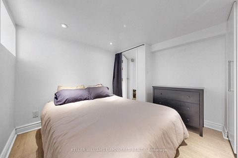 Photo 30 at 274 Wallace Avenue, Junction, Toronto