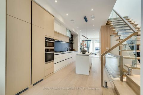 Photo 6 at 511 Woburn Avenue, Nortown, Toronto