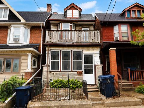 Photo 22 at 916 Woodbine Avenue, Woodbine Corridor, Toronto