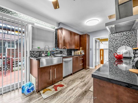 Photo 9 at 121 Janray Drive, Woburn, Toronto