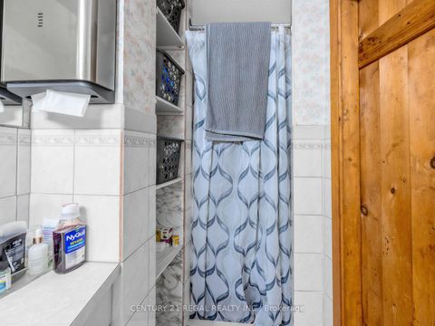 Photo 29 at 121 Janray Drive, Woburn, Toronto