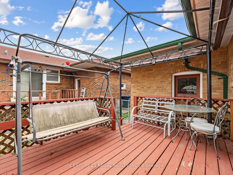 Photo 30 at 121 Janray Drive, Woburn, Toronto
