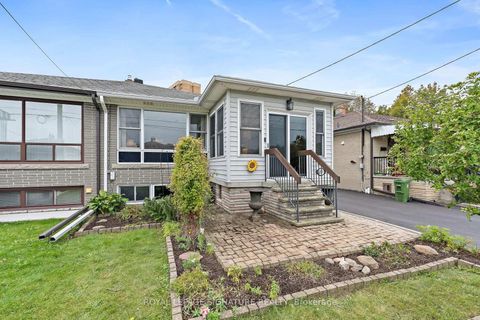 Photo 0 at 29 Heavitree Drive, CFB, Toronto