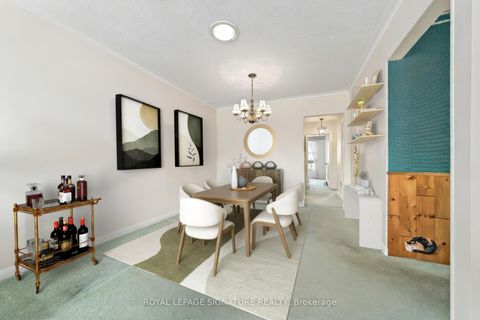 Photo 8 at 29 Heavitree Drive, CFB, Toronto