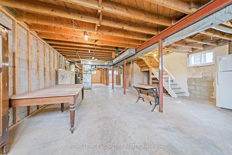 Photo 21 at 29 Heavitree Drive, CFB, Toronto