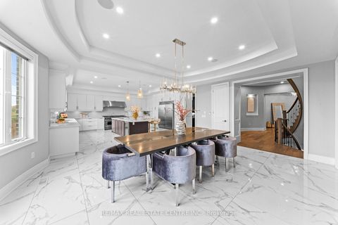 Photo 8 at 10 Rolling Green Court, Kleinburg, Vaughan