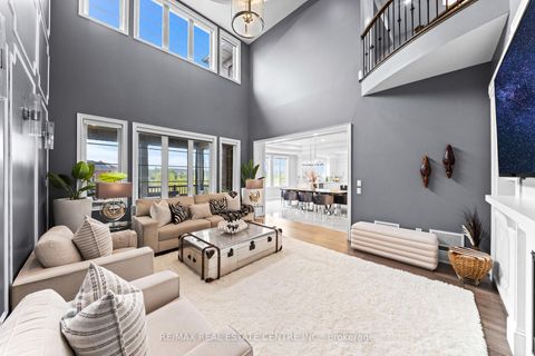Photo 16 at 10 Rolling Green Court, Kleinburg, Vaughan