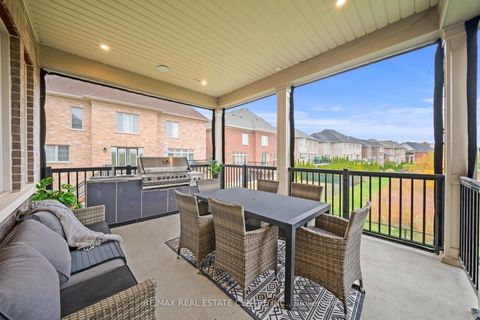 Photo 20 at 10 Rolling Green Court, Kleinburg, Vaughan