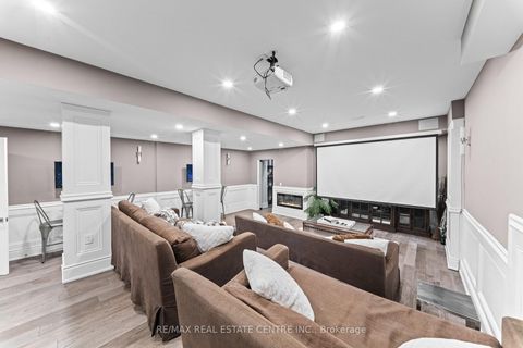 Photo 43 at 10 Rolling Green Court, Kleinburg, Vaughan