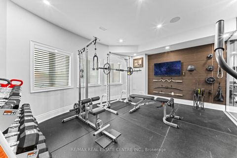 Photo 44 at 10 Rolling Green Court, Kleinburg, Vaughan