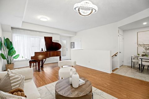 Photo 3 at 23 - 1 Eaton Park Lane E, L'Amoreaux, Toronto