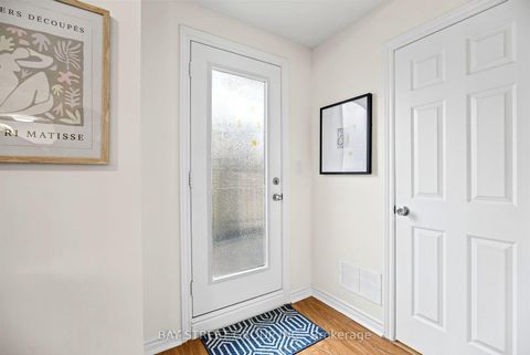 Photo 12 at 23 - 1 Eaton Park Lane E, L'Amoreaux, Toronto