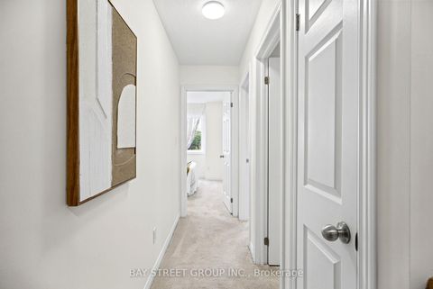 Photo 17 at 23 - 1 Eaton Park Lane E, L'Amoreaux, Toronto