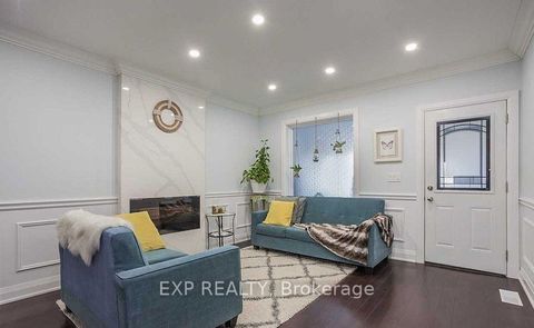 Photo 2 at 1231 Bathurst Street, Casa Loma, Toronto
