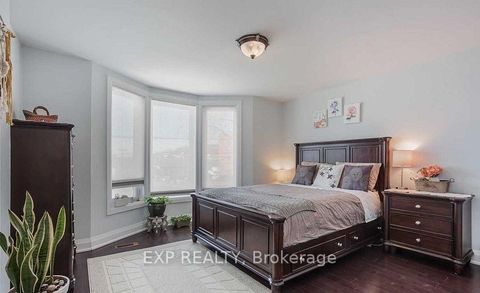 Photo 14 at 1231 Bathurst Street, Casa Loma, Toronto