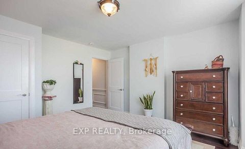 Photo 16 at 1231 Bathurst Street, Casa Loma, Toronto