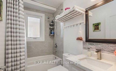 Photo 18 at 1231 Bathurst Street, Casa Loma, Toronto