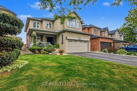 Photo 1 at 164 Golden Gate Circle, Sonoma Heights, Vaughan